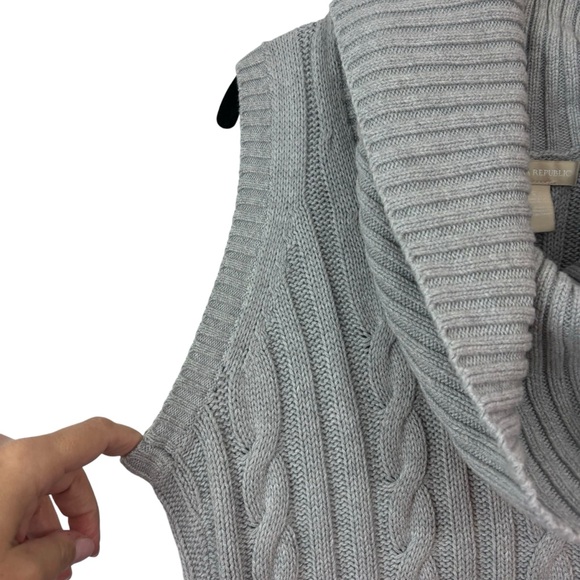 Banana Republic Cowl Neck Cable Knit Grey Sweater Vest Cashmere Blend Size S - Picture 6 of 9